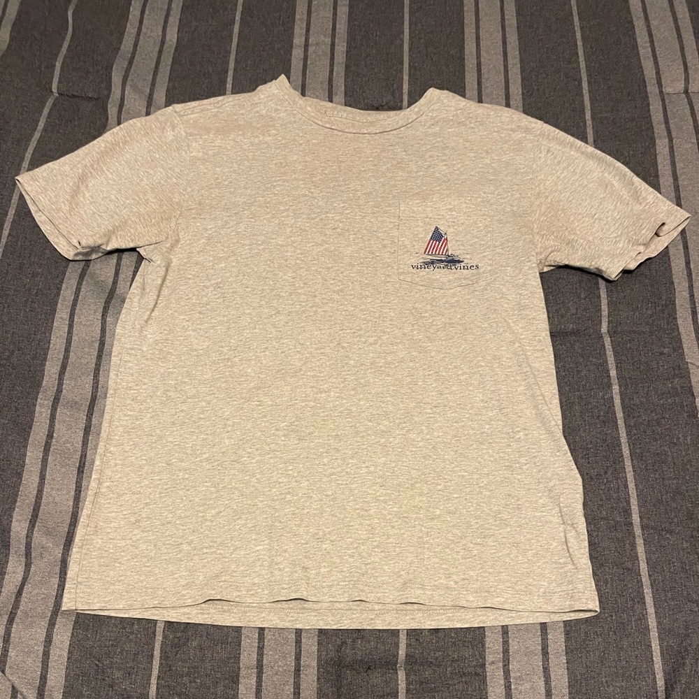 Mens Gray vineyard vines shirt